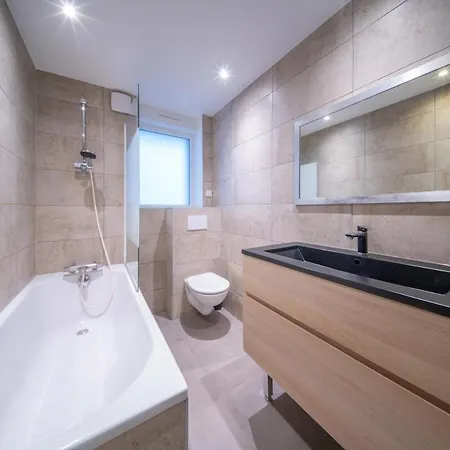 Le Vauban 32 Bel Pour 8 Personnes En Centre-ville