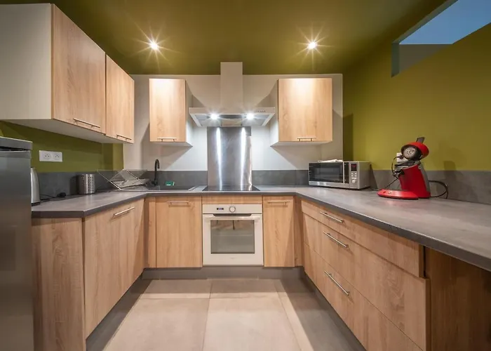 Apartment Le Vauban 32 Bel Pour 8 Personnes En Centre-ville *